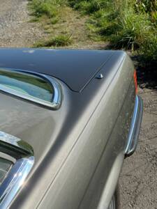 Bild 96/200 von Mercedes-Benz 380 SLC (1980)
