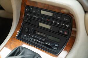 Image 29/50 of Jaguar XJ6 3.2 (1995)