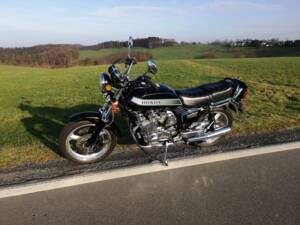 Image 22/54 of Honda CB 900 F Bol d'Or (1979)