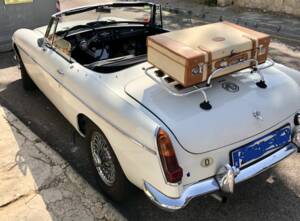 Image 4/7 de MG MGB (1964)