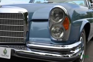 Bild 35/50 von Mercedes-Benz 280 SE 3,5 (1971)
