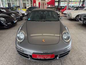 Bild 27/27 von Porsche 911 Carrera 4S (2007)
