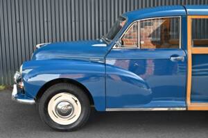 Image 23/37 of Morris Minor 1000 Traveller (1971)