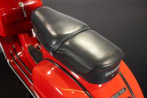 Immagine 50/50 di Piaggio Vespa 200 Rally (1974)