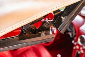 Image 45/64 of Chevrolet Corvette Sting Ray Convertible (1964)