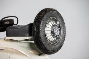 Image 23/50 of Piaggio Vespa 125 Super (1966)