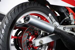 Image 10/50 of Yamaha RD 350 LC (1990)