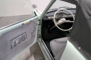 Image 13/21 of Glas Goggomobil TS 250 (1969)