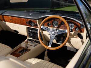Bild 5/59 von Aston Martin V8 EFi Volante (1988)