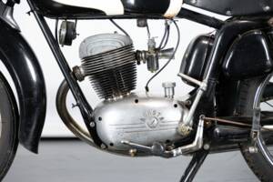 Image 21/50 de MV Agusta 125 TR (1958)