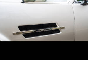 Image 11/32 of Aston Martin V8 Vantage X-Pack (1987)