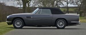Imagen 28/50 de Aston Martin DB 6 Vantage Volante (1969)