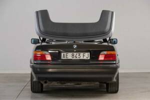 Afbeelding 7/46 van BMW 318i (1995)