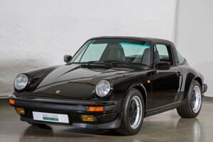 Image 1/32 of Porsche 911 Carrera 3.2 (1986)