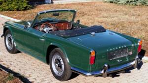 Image 4/10 of Triumph TR 4 (1965)
