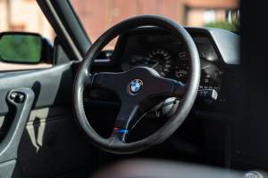 Image 32/49 of BMW M 635 CSi (1986)