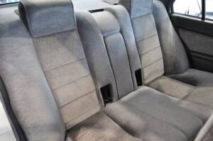 Image 22/34 de Alfa Romeo 75 2.0 Twin Spark (1987)