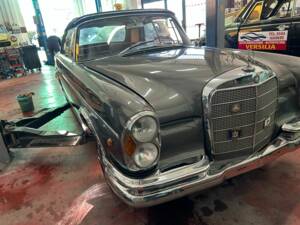 Bild 4/11 von Mercedes-Benz 300 SE (1963)