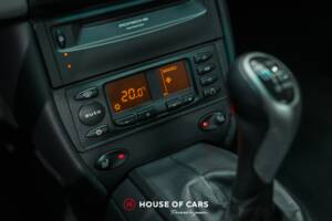 Imagen 21/23 de Porsche 911 Carrera (2002)