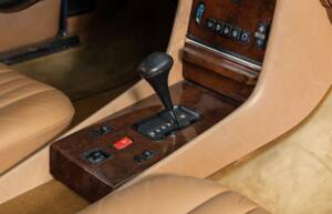 Bild 19/23 von Mercedes-Benz 560 SL (1987)