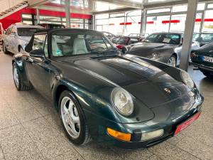 Image 3/19 of Porsche 911 Carrera (1995)