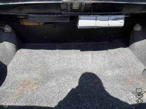 Image 21/35 de Opel Rekord 2,0 E (1985)