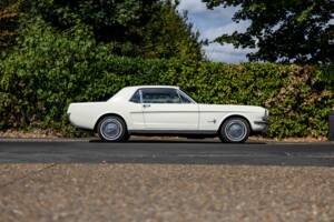 Image 15/50 of Ford Mustang 200 (1966)