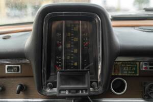 Bild 41/50 von Mercedes-Benz 220 S (1967)