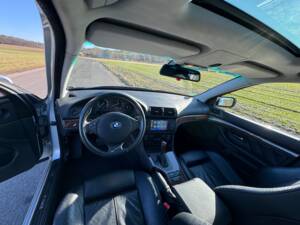 Bild 15/75 von BMW 540i (2001)