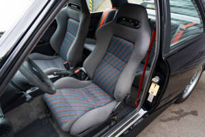 Image 29/37 of BMW M3 Sport Evo (1990)