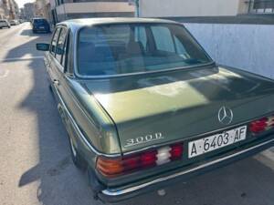 Immagine 7/8 di Mercedes-Benz 300 D (1982)