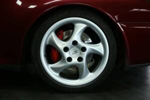 Image 49/50 de Porsche 911 Carrera 4S (1996)