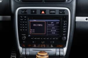 Bild 17/38 von Porsche Cayenne Turbo (2007)