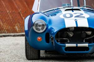Image 12/33 of AC Cobra 427 (1965)