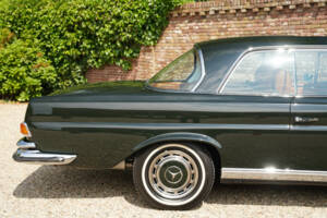 Bild 41/50 von Mercedes-Benz 280 SE 3,5 (1971)