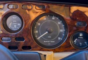 Afbeelding 16/22 van Aston Martin V8 Vantage X-Pack (1987)