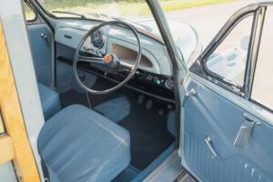 Immagine 13/17 di Morris Minor 1000 Traveller (1968)