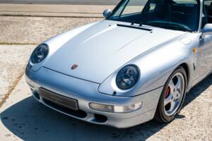 Afbeelding 19/32 van Porsche 911 Carrera (1996)