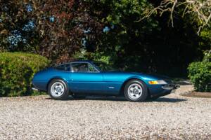 Image 5/17 de Ferrari 365 GTB&#x2F;4 Daytona (1973)