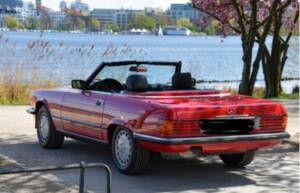 Immagine 5/17 di Mercedes-Benz 560 SL (1988)