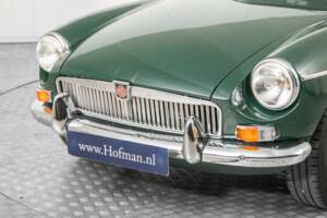 Image 19/50 de MG MGB GT (1966)