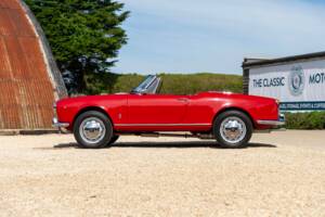 Imagen 7/8 de Alfa Romeo Giulia 1600 Spider (1963)