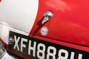 Image 25/50 of MG MGB GT (1970)