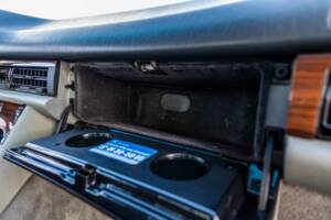 Image 117/175 of Mercedes-Benz 420 SE (1986)