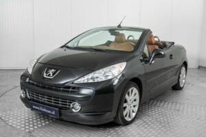 Image 18/50 de Peugeot 207 CC 1.6 VTi (2008)