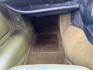 Bild 34/35 von Jaguar E-Type V12 (2+2) (1973)
