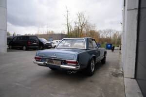 Immagine 14/93 di Mercedes-Benz 230 SL (1965)