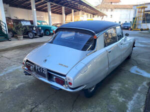 Image 9/36 of Citroën DS 20 (1974)