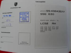 Image 16/41 of Porsche 911 Carrera 4S (2004)