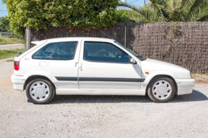 Bild 45/52 von Citroën ZX 2.0i 16v (1993)